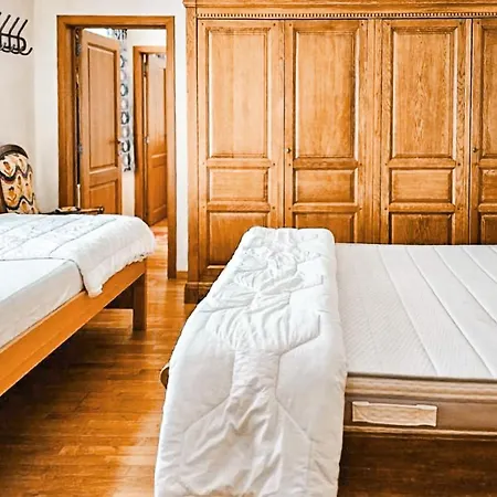 Campania Semesterbostad *